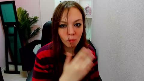 Snapshot of persinaky chatting on 23, 12, 2024 horror flying on the wings of the night.... online show from 23, 12, 2024