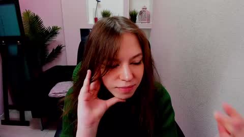 Snapshot of persinaky chatting on 25, 12, 2024 horror flying on the wings of the night.... online show from 25, 12, 2024