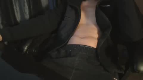 Lalo   x peruvianevil  ig peruvianevil  online show from 23, 1, 2025