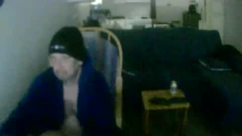 Snapshot of perver696969 chatting on 25, 11, 2025 sex adicted online show from 25, 11, 2025