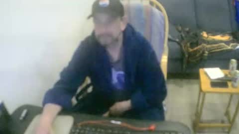 sex adicted online show from 20, 4, 2026