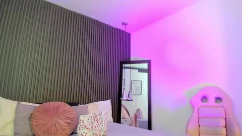 Lizza online show from 9, 9, 2025