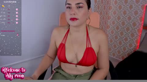 Snapshot of pervert_milf2023 chatting on 13, 2, 2025 Isabella online show from 13, 2, 2025