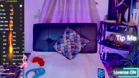 Snapshot of pervertmom_ chatting on 12, 11, 2025 ESMERALDA online show from 12, 11, 2025