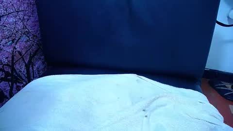 Snapshot of pervertt_linda chatting on 28, 11, 2025 Linda online show from 28, 11, 2025