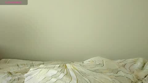 Snapshot of pervyblonde chatting on 7, 5, 2026 Isabella online show from 7, 5, 2026