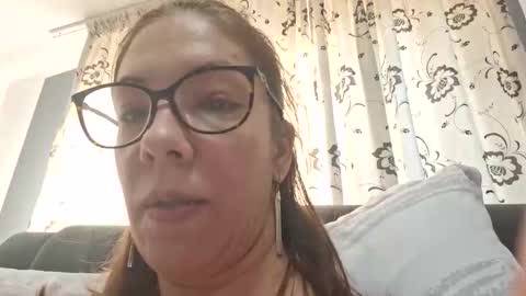Lisa -  online show from 1, 1, 2025