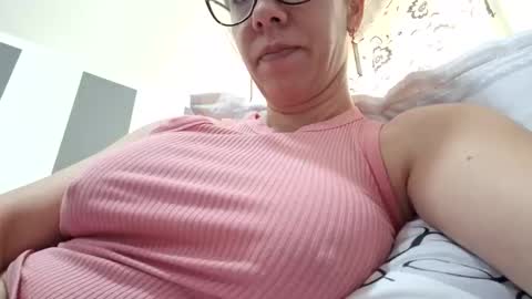 Lisa -  online show from 6, 1, 2025