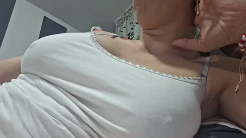 Lisa -  online show from 1, 3, 2025