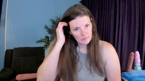 Snapshot of pessimistically_optimistic chatting on 15, 4, 2026 Kelly online show from 15, 4, 2026