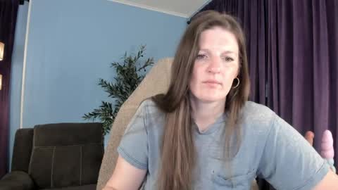 Snapshot of pessimistically_optimistic chatting on 28, 4, 2026 Kelly online show from 28, 4, 2026