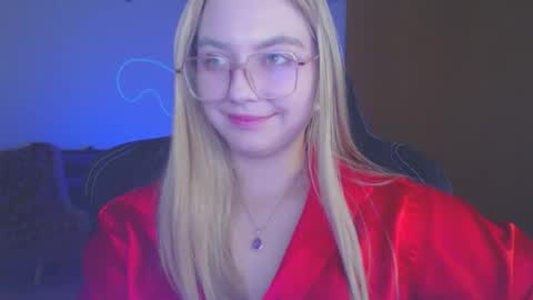 petalkiss online show from 11, 10, 2025