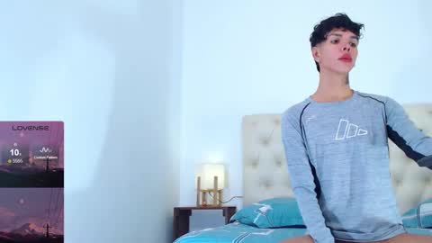 Snapshot of peter_22_ chatting on 13, 1, 2025 peter_22_ online show from 13, 1, 2025