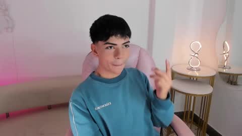 Snapshot of peter_chase chatting on 29, 9, 2025 Peter online show from 29, 9, 2025