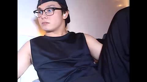 Snapshot of peter_p1999 chatting on 8, 11, 2025 peter p online show from 8, 11, 2025