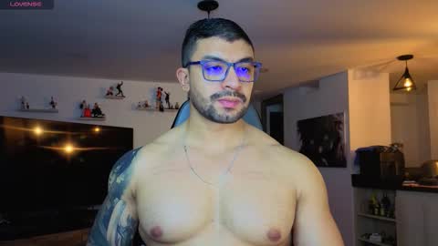 Snapshot of peterjack7 chatting on 5, 11, 2025 Peter Jack online show from 5, 11, 2025