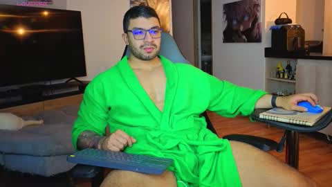 Snapshot of peterjack7 chatting on 13, 11, 2025 Peter Jack online show from 13, 11, 2025