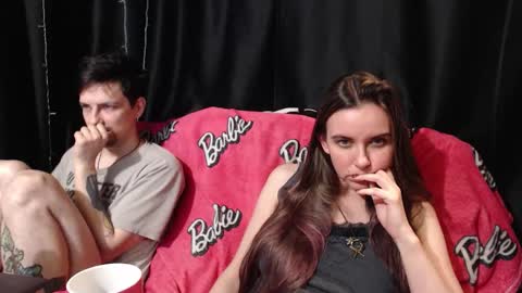 Snapshot of peternights chatting on 18, 10, 2025 Maximus online show from 18, 10, 2025