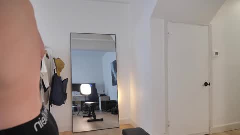 Snapshot of peterparkerrxox chatting on 19, 11, 2025 Peter Parker online show from 19, 11, 2025