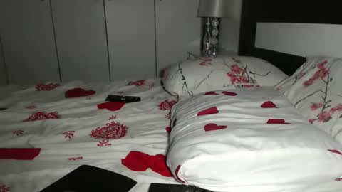 petite_danielle online show from 10, 9, 2025