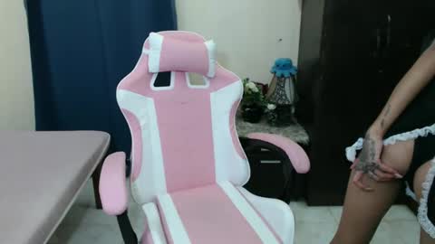 Snapshot of petite_ladysnake chatting on 5, 12, 2024 Jan online show from 5, 12, 2024