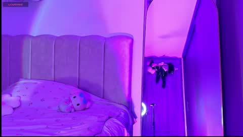 petite_marie_ online show from 31, 10, 2025