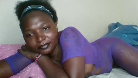 Snapshot of petite_shan chatting on 4, 2, 2026 petite_shan online show from 4, 2, 2026