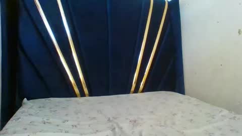 Snapshot of petite_shan chatting on 25, 2, 2026 petite_shan online show from 25, 2, 2026