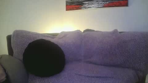 Snapshot of petite_treat_ chatting on 11, 1, 2025 petite treat online show from 11, 1, 2025