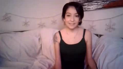 petite treat  online show from 20, 12, 2025