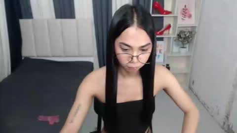 Snapshot of petiteasianyukie chatting on 17, 10, 2025 Yukie online show from 17, 10, 2025