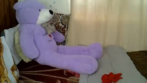 Snapshot of petitecaramell chatting on 30, 11, 2025 Caramel online show from 30, 11, 2025