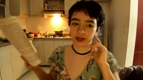 Snapshot of petitee_lunna chatting on 11, 6, 2026 Lunna online show from 11, 6, 2026