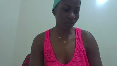 petitegirly12 online show from 21, 10, 2025