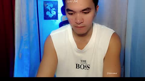 Snapshot of petitehugecockxnxxx chatting on 12, 1, 2025 Call me jake online show from 12, 1, 2025