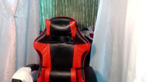 Snapshot of petitehugecockxnxxx chatting on 10, 2, 2025 Call me jake online show from 10, 2, 2025