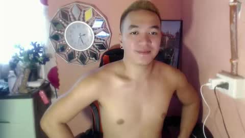 Snapshot of petitehugecockxnxxx chatting on 19, 9, 2025 Call me jake online show from 19, 9, 2025