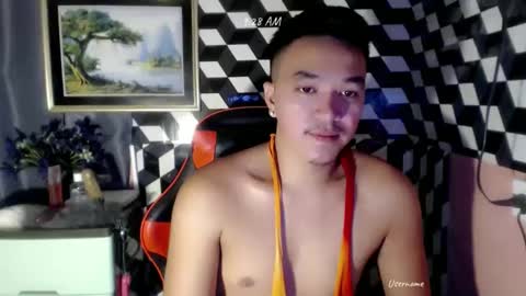 Snapshot of petitehugecockxnxxx chatting on 6, 11, 2025 Call me jake online show from 6, 11, 2025