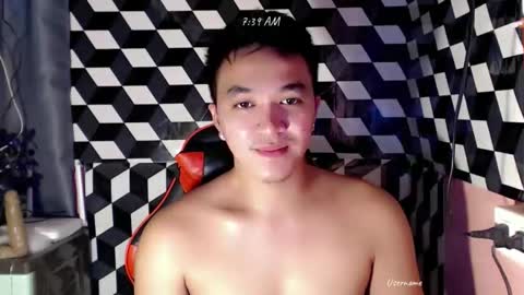 Snapshot of petitehugecockxnxxx chatting on 19, 11, 2025 Call me jake online show from 19, 11, 2025