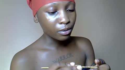 Snapshot of petitehunny chatting on 13, 5, 2026 petitehunny online show from 13, 5, 2026