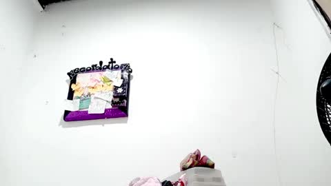 danna online show from 17, 11, 2025