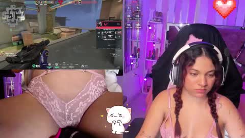 Snapshot of petitesofia_ chatting on 25, 2, 2025 Sofia online show from 25, 2, 2025