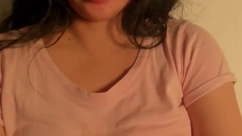 Snapshot of petitgirl_ chatting on 24, 10, 2025 J A S S online show from 24, 10, 2025