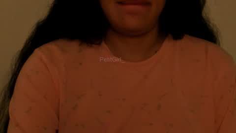 Snapshot of petitgirl_ chatting on 3, 12, 2025 J A S S online show from 3, 12, 2025