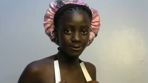 petitte_gyaal online show from 12, 10, 2025