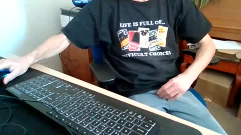 petitwilly online show from 19, 3, 2026