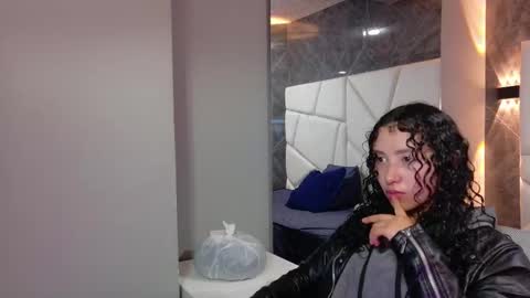 Moon  online show from 13, 11, 2025