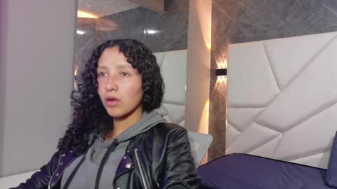 Moon  online show from 23, 11, 2025