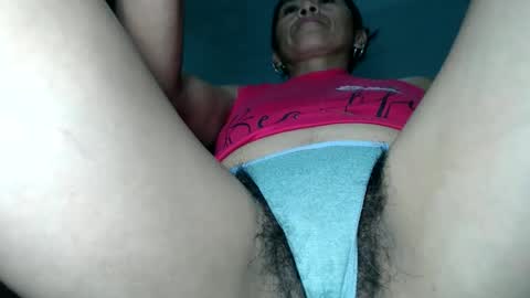Snapshot of petyte83 chatting on 31, 5, 2026 petyte83 online show from 31, 5, 2026