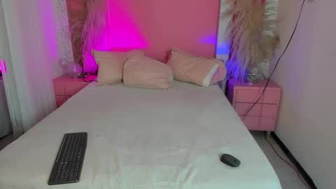 Snapshot of peytonn_monroe chatting on 19, 11, 2025 peytonn_monroe online show from 19, 11, 2025